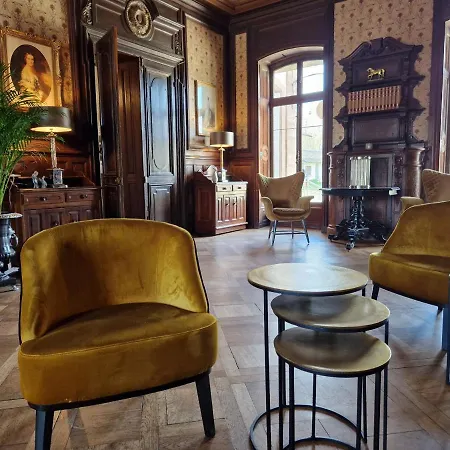 Chateau De Pourtales