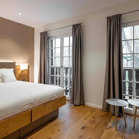 Hotel Chateau De Pourtales 3*